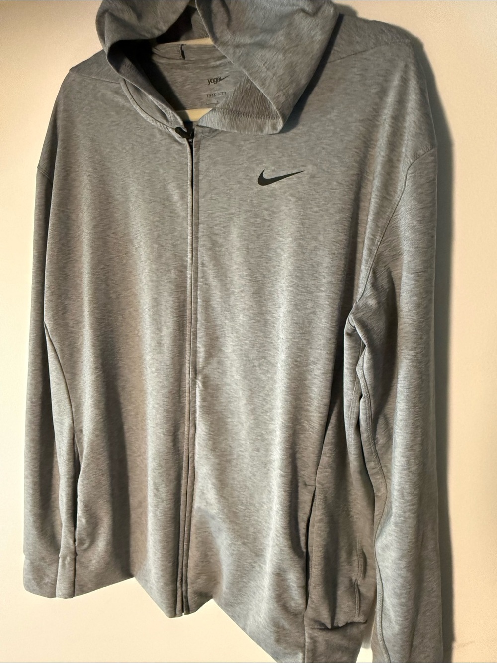 NIKE Yoga Dri-Fit Men’s Lightweight Gray Full-Zip Hoodie Jacket - Picture 3 of 9